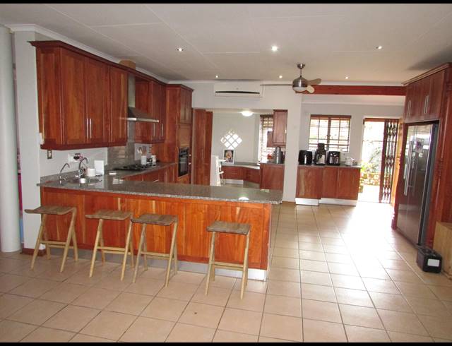 1.60HA SMALLHOLDING FOR SALE IN WHITE RIVER ESTATES